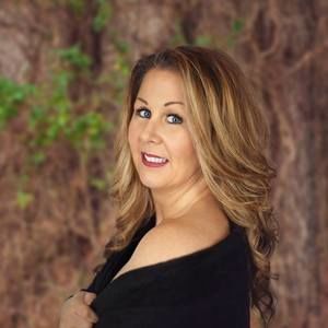 Meet your Posher, Stacy